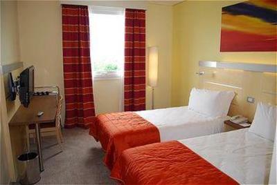 фото отеля Holiday Inn Express Bergamo West