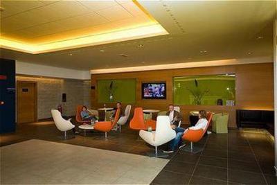 фото отеля Holiday Inn Express Bergamo West