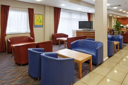 фото отеля Holiday Inn Express Leicester Walkers Stadium