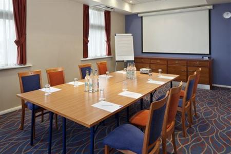 фото отеля Holiday Inn Express Leicester Walkers Stadium