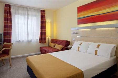 фото отеля Holiday Inn Express Leicester Walkers Stadium