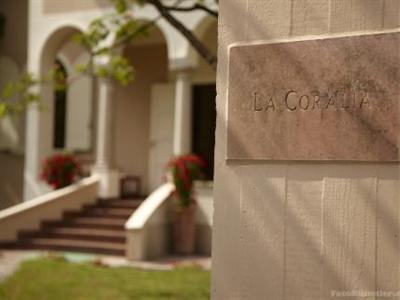 фото отеля La Coralia Bed & Breakfast