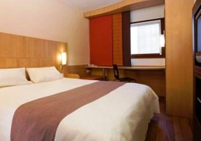 фото отеля Ibis Boulogne Billancourt