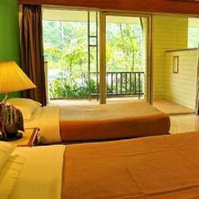 фото отеля Timber House Resort