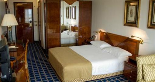 фото отеля Hotels van Oranje