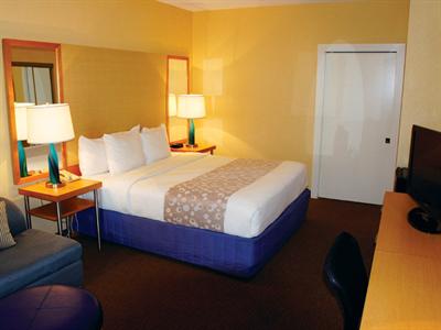 фото отеля La Quinta Inn and Suites Ft. Myers