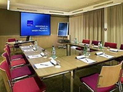 фото отеля Novotel Massy Palaiseau