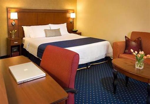 фото отеля Courtyard by Marriott San Francisco Airport - San Bruno