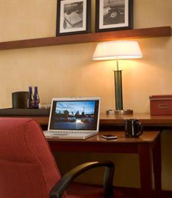 фото отеля Courtyard by Marriott San Francisco Airport - San Bruno