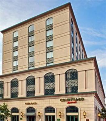 фото отеля Courtyard by Marriott Stamford Downtown