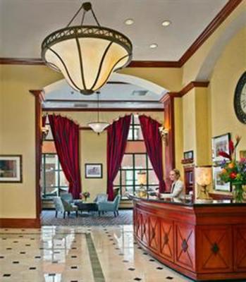 фото отеля Courtyard by Marriott Stamford Downtown