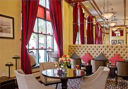 фото отеля Courtyard by Marriott Stamford Downtown