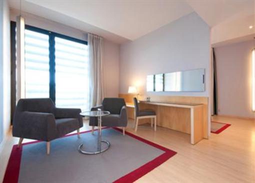фото отеля Tryp Barcelona Aeropuerto