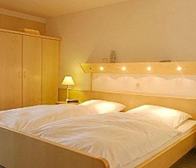 фото отеля Hotel Zum Goldenen Fasschen