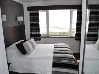 фото отеля Dalmeny Hotel Lytham St Annes