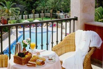 фото отеля Hotel Cala Sant Vicenc