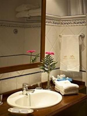 фото отеля Hotel Cala Sant Vicenc