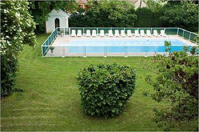 фото отеля Hostellerie Du Chateau De Bellecroix Chagny