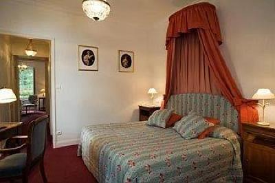 фото отеля Hostellerie Du Chateau De Bellecroix Chagny