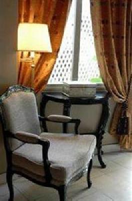 фото отеля Hotel Herve Garrapit Villeneuve-de-Marsan
