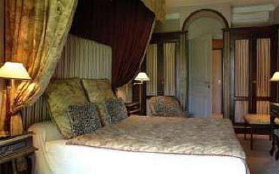 фото отеля Hotel Herve Garrapit Villeneuve-de-Marsan