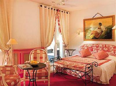 фото отеля Hotel Herve Garrapit Villeneuve-de-Marsan