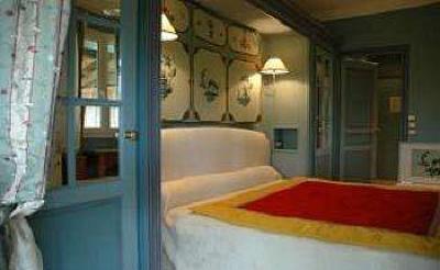 фото отеля Hotel Herve Garrapit Villeneuve-de-Marsan
