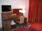 фото отеля Days Hotel Hounslow-Heathrow East