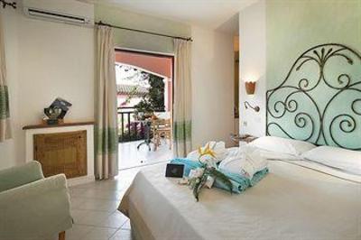 фото отеля Cala Di Falco Hotel Arzachena