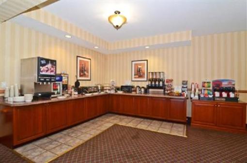 фото отеля BEST WESTERN Vancouver Mall Drive Hotel & Suites