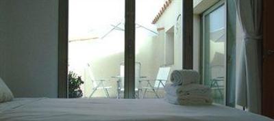 фото отеля Ciutat de Figueres Apartaments