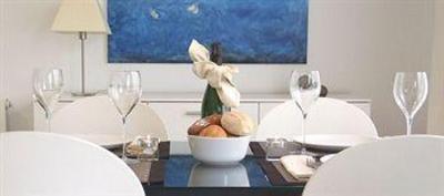фото отеля Ciutat de Figueres Apartaments