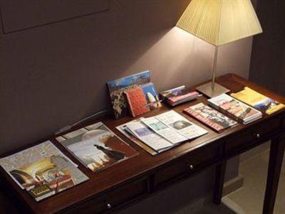фото отеля Ciutat de Figueres Apartaments