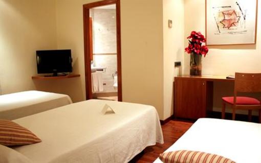 фото отеля GBB Hotel Aranea