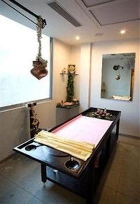 фото отеля Tunga Reganza Hotel Navi Mumbai