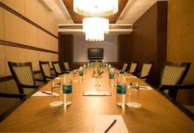 фото отеля Tunga Reganza Hotel Navi Mumbai