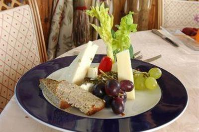 фото отеля Wellness & Family Hotel Shandranj