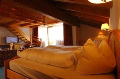 фото отеля Wellness & Family Hotel Shandranj