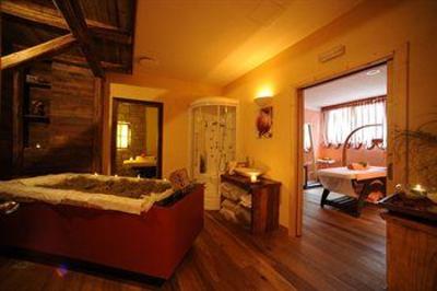 фото отеля Wellness & Family Hotel Shandranj