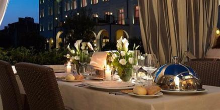 фото отеля Savoia Hotel Regency