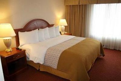 фото отеля Embassy Suites Hotel Columbus Dublin