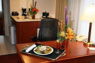 фото отеля Embassy Suites Hotel Columbus Dublin
