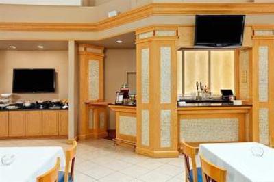фото отеля Embassy Suites Hotel Columbus Dublin