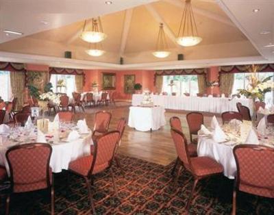 фото отеля BEST WESTERN Premier Mount Pleasant Hotel