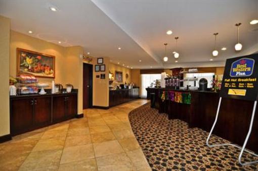 фото отеля Best Western Plus Daphne Inn & Suites