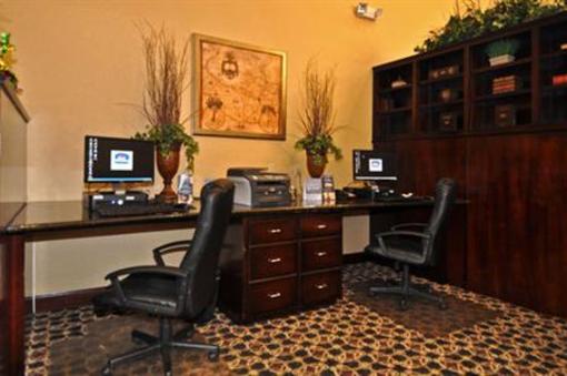 фото отеля Best Western Plus Daphne Inn & Suites
