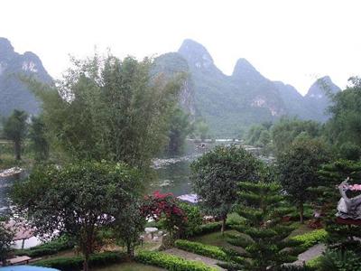 фото отеля Yangshuo Mountain Retreat