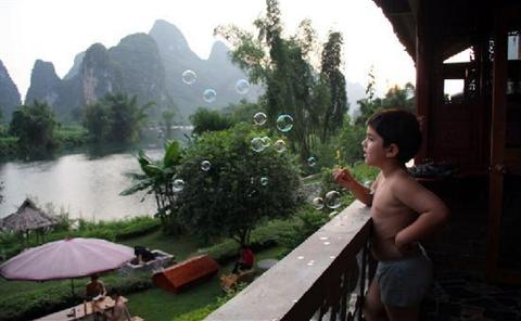 фото отеля Yangshuo Mountain Retreat