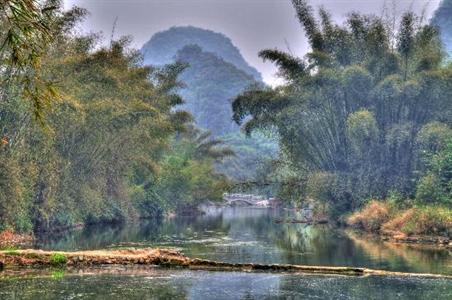 фото отеля Yangshuo Mountain Retreat