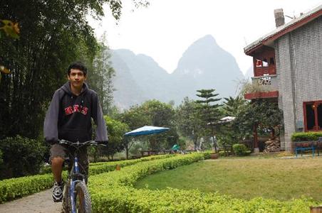 фото отеля Yangshuo Mountain Retreat